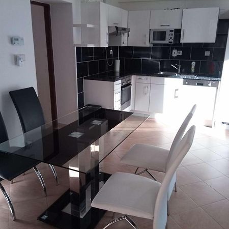 Apartmán U Zlatého křížku Velké Meziříčí Extérieur photo